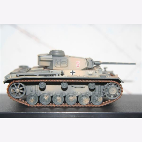 Panzer III Ausf.L 10.PzDiv. Afrikakorps 1942 1:72 Panzerstahl 88030