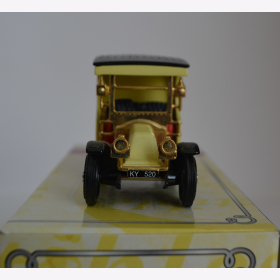 Matchbox YAS04 1910 Dewars Renault AG