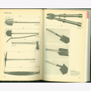 Handbuch Militärisches Grundwissen DDR Typenblätter Dienstgradabzeichen Kartenzeichen Orden Ehrentitel