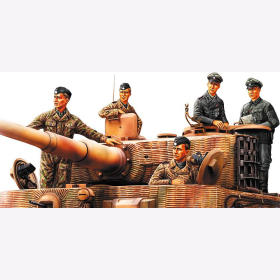 German Panzer Tank Crew (Normandy 1944) Hobby Boss 84401 1:35