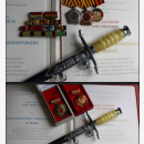 Korinth / Hampe Geschenkdolche militärische...