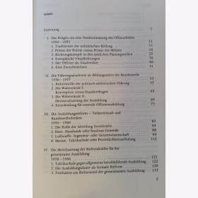 Bald Generalstabsausbildung in der Demokratie Die F&uuml;hrungsakademie der Bundeswehr zwischen Traditionalismus und Reform