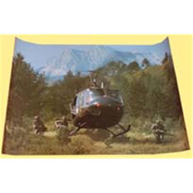 Luftgelandete J&auml;gergruppe mit Bell UH 1-D (Poster Nr. 3001)